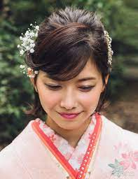 ボブのフェミニンヘアは渡邉理佐がお手本 前髪もポイント 成人式2020 髪型 メイク 渡邉理佐 フェミニン ヘア 成人式 髪型