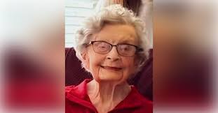 Susan Raabe's Instagram, Twitter & Facebook