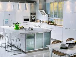 Cuisine En L Moderne Avec Ilot En 100 Photos Magnifiques Kitchen Backsplash Inspiration Ikea Kitchen Island Kitchen Style