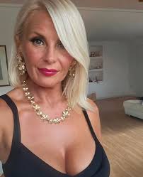 I'm from Copenhagen 🇩🇰,36 years old and have a personal business. I need  someone serious and loyal for a long-term relationship. If you're the one,  message me! https://cutt.ly/btf49fsU