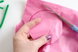 You'll learn what size tissue paper to start with for different size flowers, as well as how to cut the tissue paper to give your flowers a unique look. Brighten Someone Special S Day With These Easy Tissue Paper Flowers