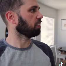 “I’m from California. It’s the cheapest apple I’ve ever seen.” 😂😂😂 but  for...