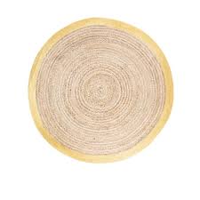 Ll tapis pour enfant commandez en ligne sur maisons du monde livraison gratuite en boutique retours gratuits 14 jours. Geflochtener Runder Baumwolle Und Jute Teppich Mit Goldfarbener Umrandung D180 Gaya Maisons Du Monde