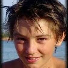 Charles Vaillant's Instagram, Twitter & Facebook