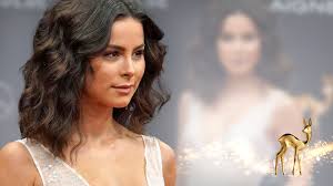 Das ist für uns wie therapie. Lena Meyer Landrut Bei Dir Bin Ich Sicher Das Weiss Ich Jetzt Bunte De