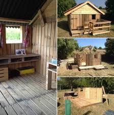 Cabane en bois pour enfant idal pour jouer dans le jardin la cabane en bois est le jeu prfr. 1001 Modeles De Cabane En Palette Ou Bois Fantastiques