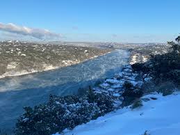 Local radars, from houston, austin, and dallas. Your Photos Viewers Give Us A Look At The Heavy Snowfall Around Austin Kxan Austin