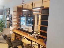 Kuafor Makyaj Masasi Ev Dekorasyonu Kuaforler Makyaj