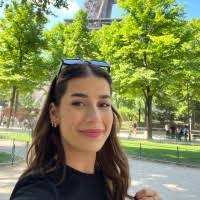 200+ perfiles de «Sara»