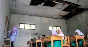 Jumlah anak yang putus sekolah di jenjang pendidikan dasar berkurang drastis. Potret Pendidikan Di Banten Masih Memprihatinkan Bantennews Co Id