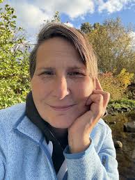 Beauty In Black star Terrell Carter just opened up about how his mother  gave birth to him at 11 years old. She was special needs. She was m*lested  by his father, a