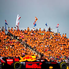 Oranje est une entreprise spécialisée dans la conception, la production et la diffusion de vidéos b2b. Red Bull Racing The Oranje Army Were Out In Force At Last Year S German Gp Who S Joining Us This Weekend Facebook