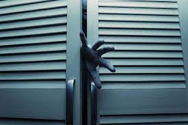 1,000+ Creepy Closet Stock Photos, Pictures & Royalty-Free Images - iStock  | Under bed, Creepy doors