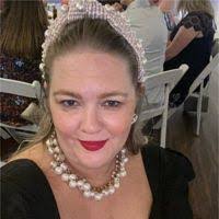 Lisa Haverkamp's Instagram, Twitter & Facebook