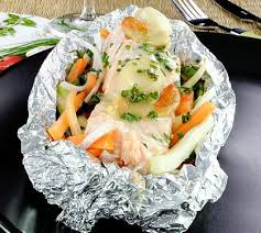 Recette Duo De Produits De La Mer En Papillote Recette Recette Truite Au Four Recette Truite Poisson En Papillote