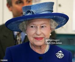 Queen Elizabeth II visits the National WWII Memorial with Mary Bomar,...  News Photo