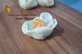 Ada banyak kulit pangsit siap pakai yang dijual di pasaran. Siomay Bandung Dengan Kulit Siomay Homemade Denia Kitchen