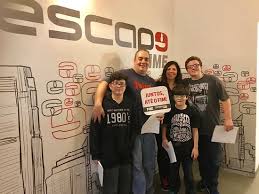 Resultado de imagem para alcatraz fuga impossivel