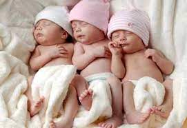 Ammar zoni pingsan ketika mendengar kabar bayi kembarnya meninggal dalam kandungan. 5 Faktor Yang Pengaruhi Hamil Kembar Selain Keturunan