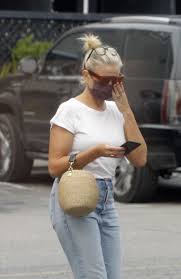 Is cameron diaz still acting? Cameron Diaz In Denim Out In Los Angeles 09 14 2020 Hawtcelebs