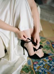 Breathtaking Destination Wedding With Black And White Details Modwedding Black Wedding Shoes White Wedding Shoes Wedding Shoes