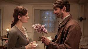 1 southfield public library guernsey literary and potato peel society by mary ann shaffer discussion questions used at spl june how did you like the juliet writes back to dawsey adams and learns that he belongs to an offbeat book club, the guernsey literary and potato peel pie society, on a. Review Netflix S The Guernsey Literary And Potato Peel Pie Society Is A Pleasant Throwback Romance With A Sparkling Lily James Los Angeles Times