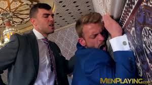 Even men in suits can be passionate too - XNXX.COM