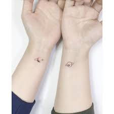 20 Gorgeous And Incredible Couple Matching Tattoo Designs You Must Try With Your Love Women Fashion Lifestyle Blog Shinecoco Com Couple Matching Tattoo Couple Tattoos Matching Couple Tattoos