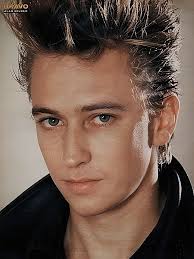 Happy Anniversary #SongsOfFaithAndDevotion #DepecheMode #Alanwilder 🖤  (Excuse me! I love this video, thanks Alan Wilder!)