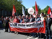 Mai ein historisch gewachsener feiertag, mit dem an die anstrengungen, an die demonstrationen und an die streiks der arbeiter im ausgehenden 19. Erster Mai Wikipedia