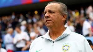 Vadão, ex-técnico de Corinthians, São Paulo e seleção feminina, é ...