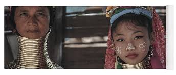 Long Neck Karen Yoga Mat