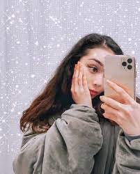 Pin By Nurshnmega On Iphone 11 Mirror Selfie Girl Iphone Selfie Iphone Mirror Selfie