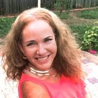 Traci Muraco's Instagram, Twitter & Facebook