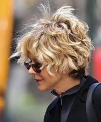 Meg ryan icona di stile nella commedia americana. Pin Di Susan Jones Su Hairstyle Tagli Per Capelli Biondi Capelli Corti Per Cinquantenni Acconciature Per Capelli Corti