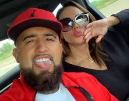 Whether you are looking for essay, coursework, research, or term paper help, or help with any other assignments, someone is always available to help. Polola De Vidal Rompe Su Silencio Y Habla Sobre Su Romance Con El King