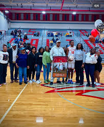 Ty Byars(@BiqqBoiByars)