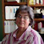 Why is Gus's Streetside cafe