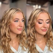 2026/2027 Brides 🤍 Hi I'm Abby! A bridal makeup artist based in New  England! I've been in the industry for over 11 years and absolutely love  what I do! 💄💋 Specializing in