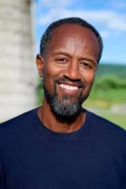 Anthony Hinton's Instagram, Twitter & Facebook