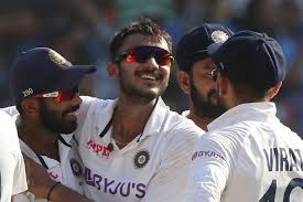 Virat kohli struck 62, helping india extend their lead after they were reduced to 106/6 at one stage. N3spwgc6pjawsm