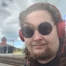 X -இல் Dan Simpson, Eyebrow Cinema: "80: Raging Bull 81: Raiders of the  Lost Ark 82: Blade Runner 83: Fanny and Alexander 84: This is Spinal Tap  85: Ran 86: The Fly