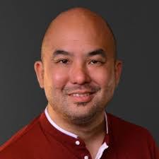 Julia Grummel's Instagram, Twitter & Facebook