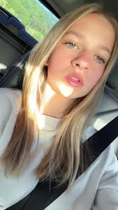 🎀MOLLY CRUM🎀 (@mollycrum)'s videos with accidentally in love