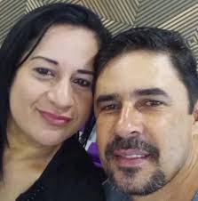 Farmácia Popular, a única com Plantão 24 horas. E Claro quando se fala de  Medicamentos,Perfumaria,Cosméticos, e Manipulação. Pensou no lugar Certo  Farmácia Popular. Precisou ligue 3441-5132  http://www.farmaciapopularcacoal.com.br/