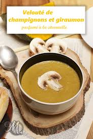 Veloute De Champignons Et Giraumon Parfume A La Citronnelle Recette En 2020 Veloute Champignon Citronnelle Recette Veloute De Champignons