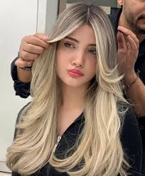 Mayra Casanova (mayraandrea1207)