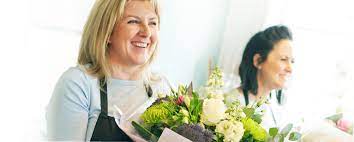 Flowers delivered the same day for any occasion. Flower Delivery Usa Send Flowers Same Day By Florists