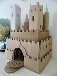 Doch papier ist nicht gleich papier! Diy Cardbox Castle Ritterburg Aus Pappe Schloss Aus Karton Kartonhaus Ritterburg