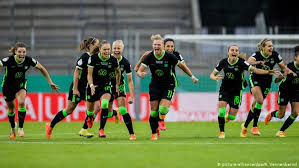 The latest tweets from @dfb_team Wolfsburg Win Thrilling German Cup Final Against Essen Sports German Football And Major International Sports News Dw 04 07 2020